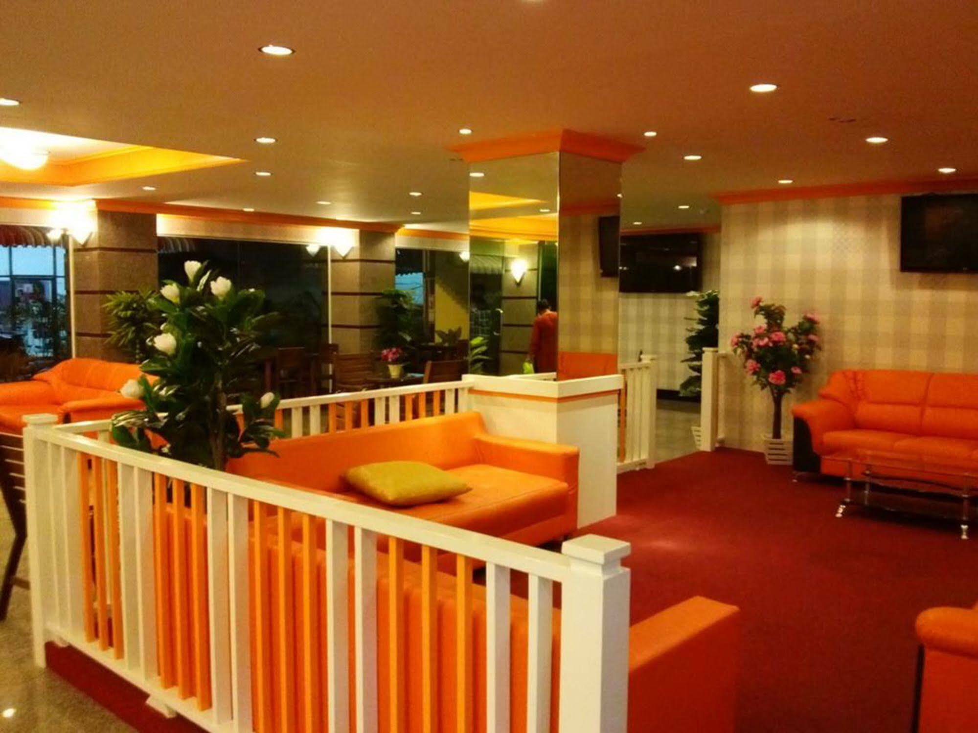 האט יאי Asia Grand Hotel מראה חיצוני תמונה